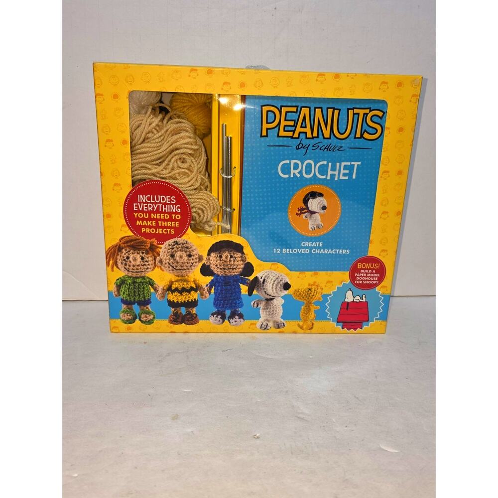 Peanuts Crochet Kit Thunder Bay Schulz Charley Brown Snoopy - New open